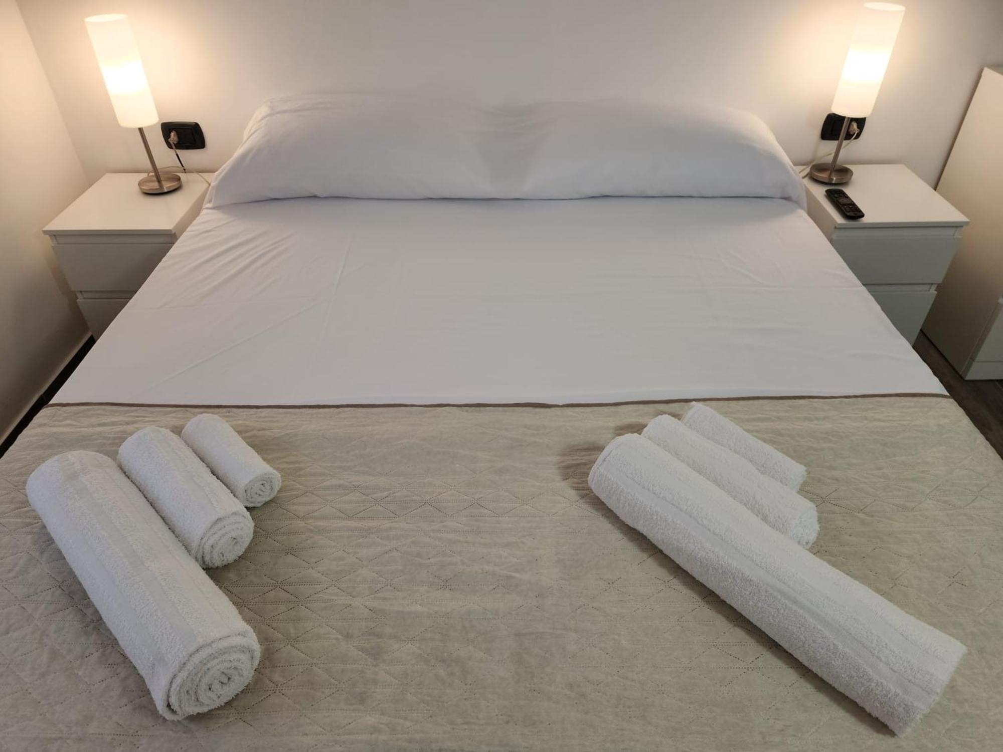 Don Vito'S Home, Dsg2 Short Lets, 250 Mt Metro Palermo Ngoại thất bức ảnh